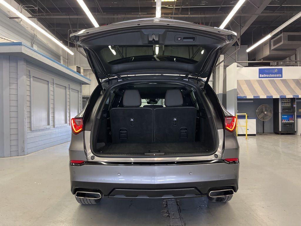 used 2024 Acura MDX car, priced at $43,999