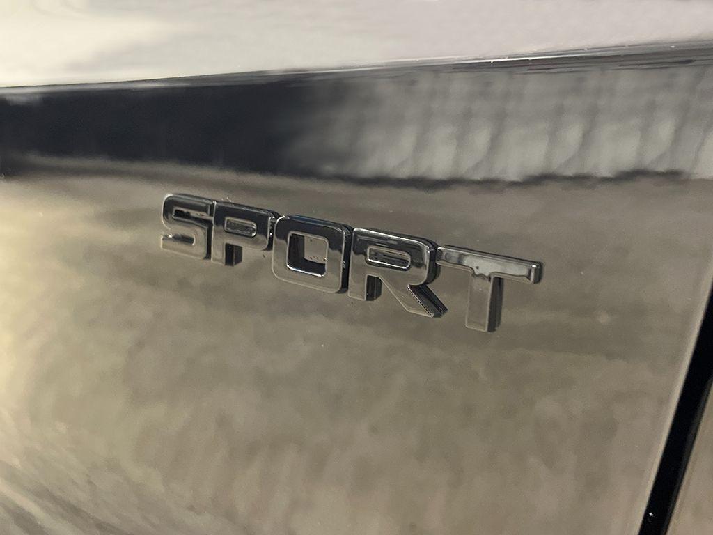 new 2026 Honda CR-V Hybrid car, priced at $38,580