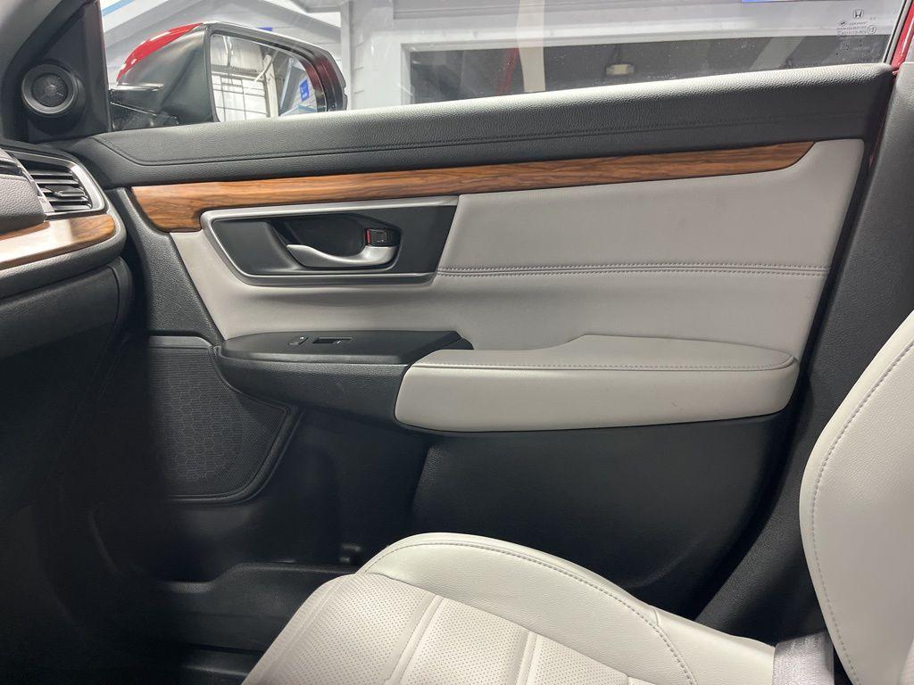 used 2022 Honda CR-V car, priced at $30,499