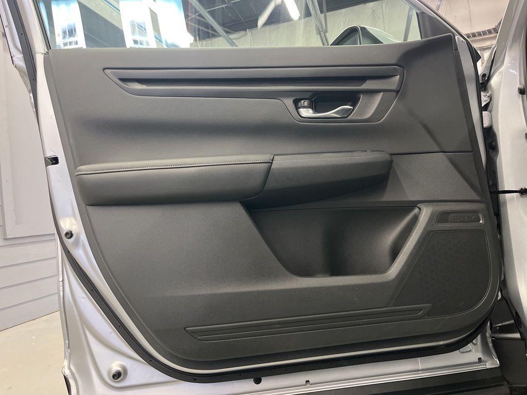 used 2026 Honda CR-V car, priced at $32,999