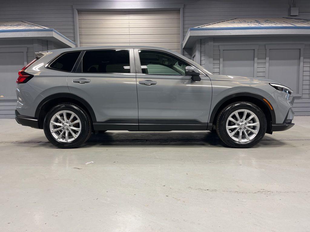 used 2023 Honda CR-V car, priced at $30,999