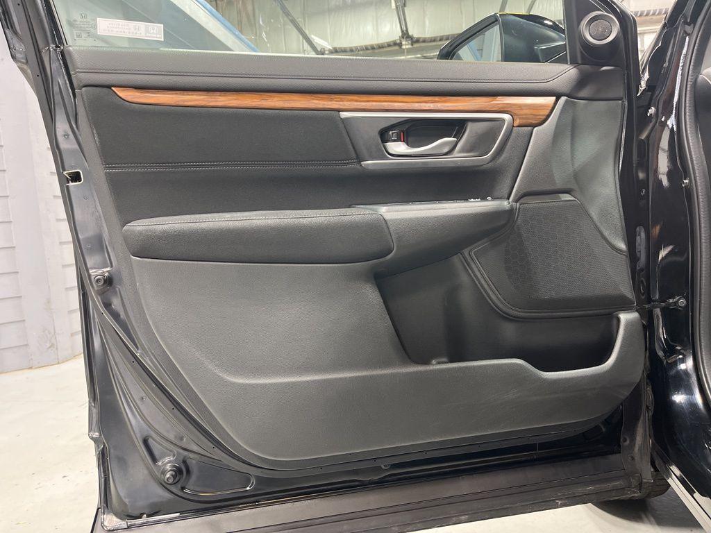 used 2020 Honda CR-V car, priced at $22,999