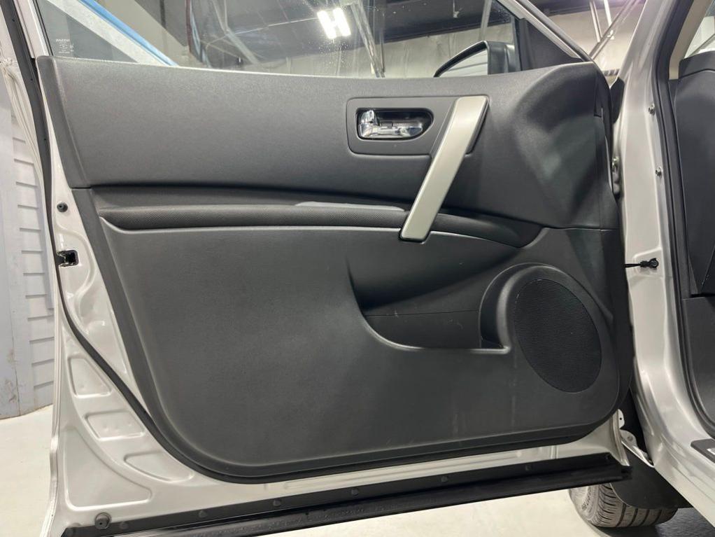 used 2012 Nissan Rogue car, priced at $9,300