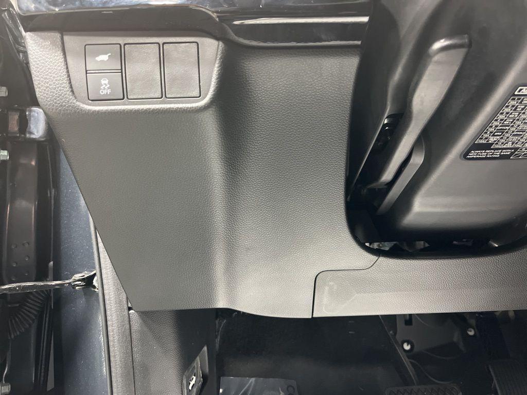 used 2023 Honda CR-V car, priced at $30,999