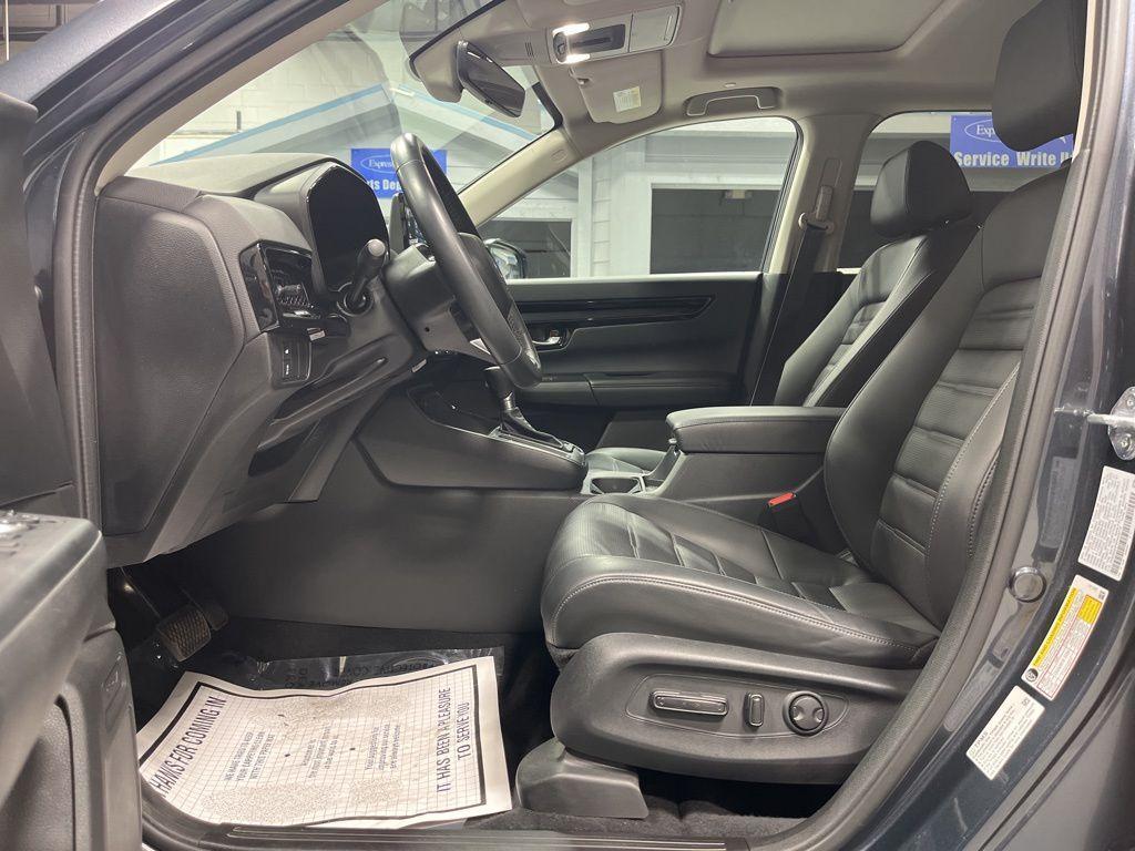 used 2023 Honda CR-V car, priced at $30,999