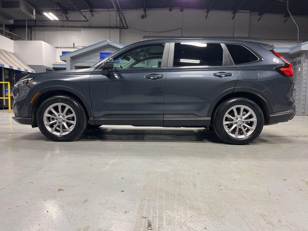 used 2023 Honda CR-V car, priced at $30,999