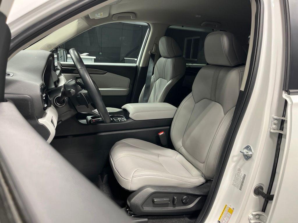 used 2023 Honda Pilot car, priced at $37,411