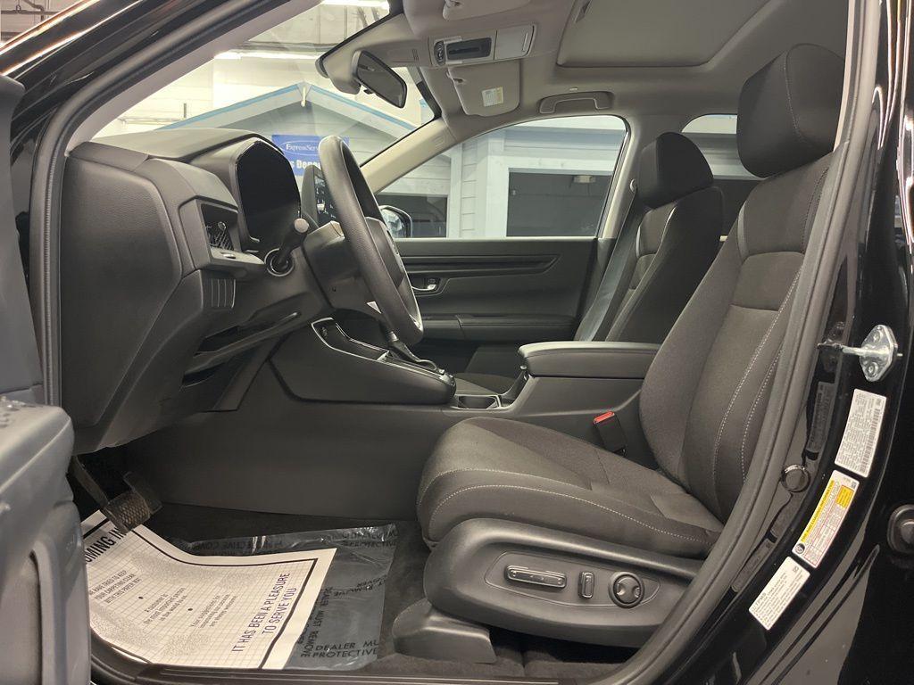 used 2026 Honda CR-V car, priced at $32,999