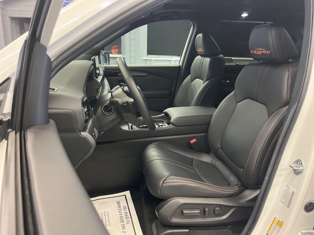 used 2025 Honda Pilot car, priced at $45,999