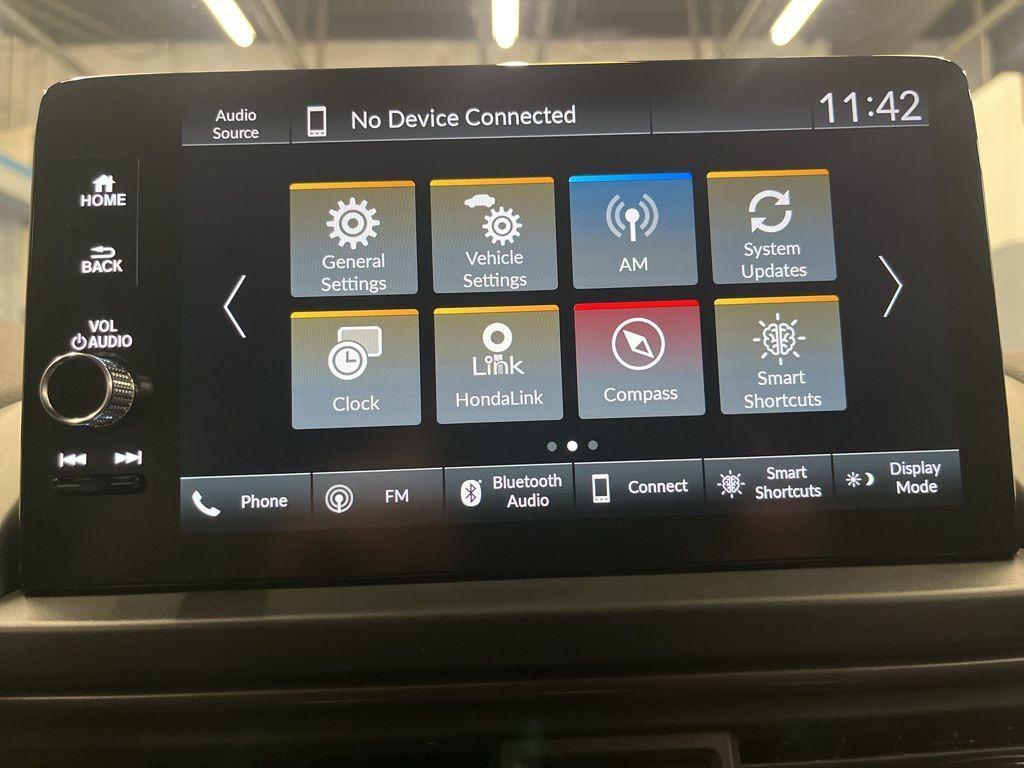 used 2025 Honda Pilot car, priced at $45,999