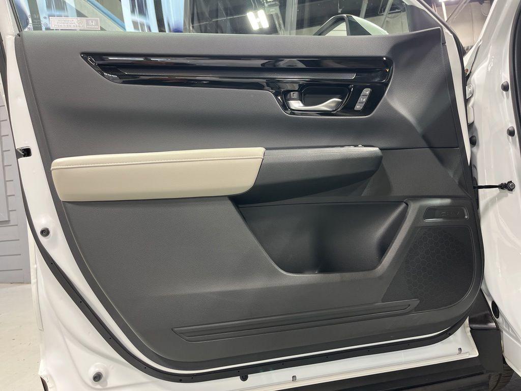 used 2024 Honda CR-V car, priced at $35,411