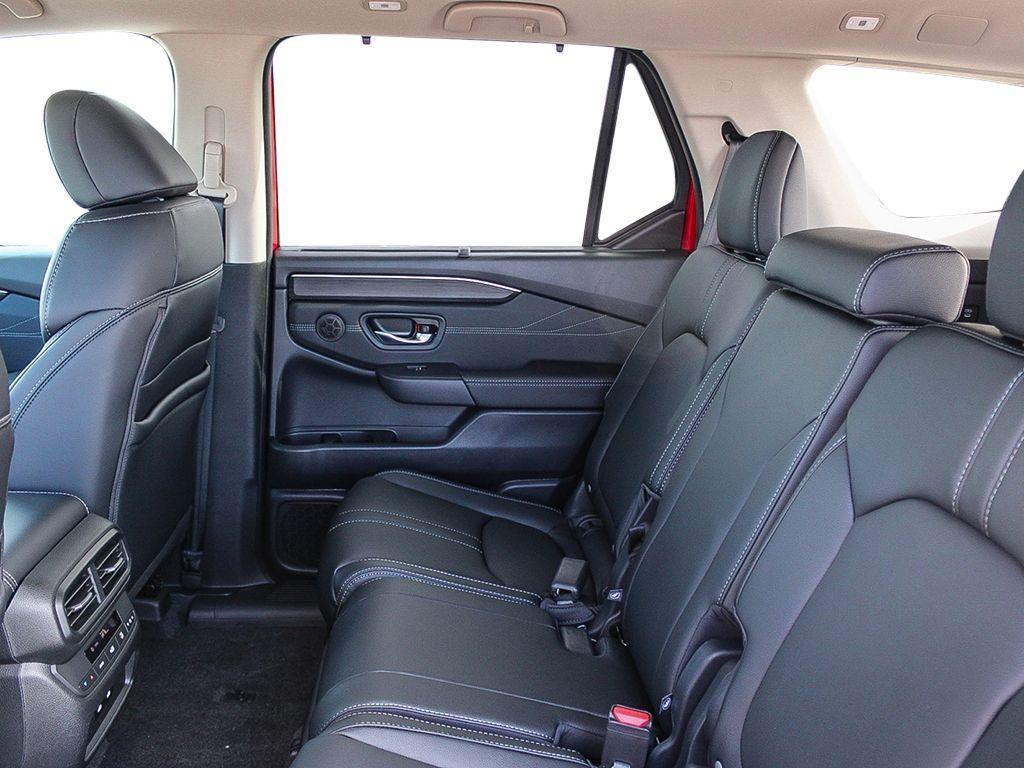 new 2026 Honda Pilot car, priced at $54,657