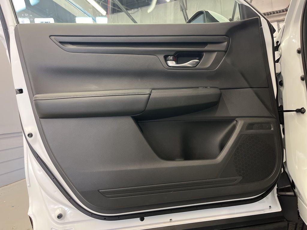 used 2023 Honda CR-V car, priced at $26,999