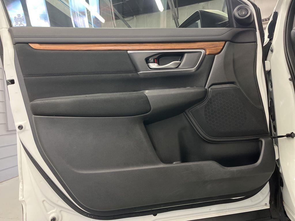 used 2018 Honda CR-V car, priced at $21,999