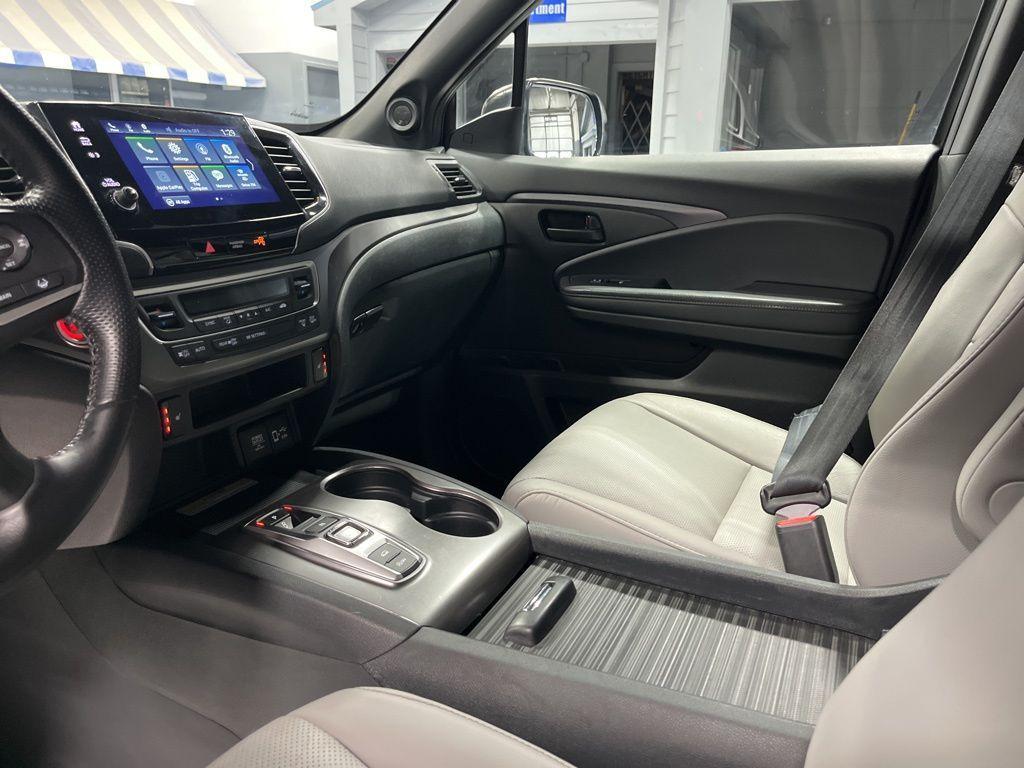 used 2023 Honda Passport car, priced at $29,999