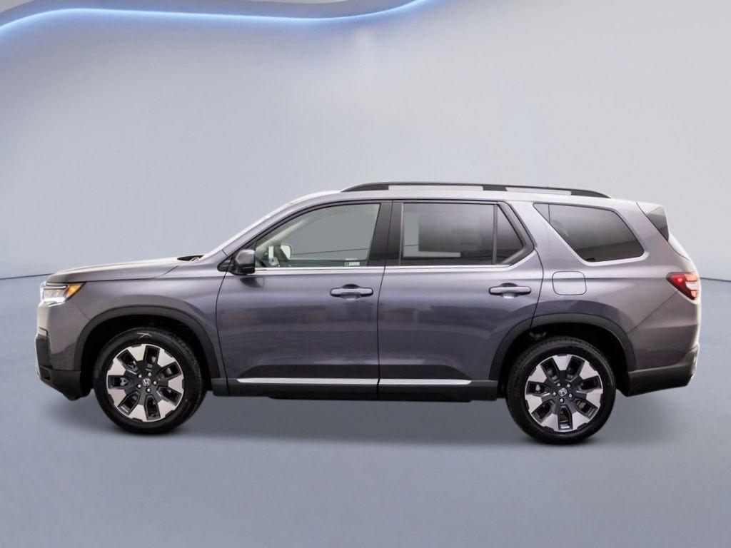 new 2026 Honda Pilot car, priced at $55,857