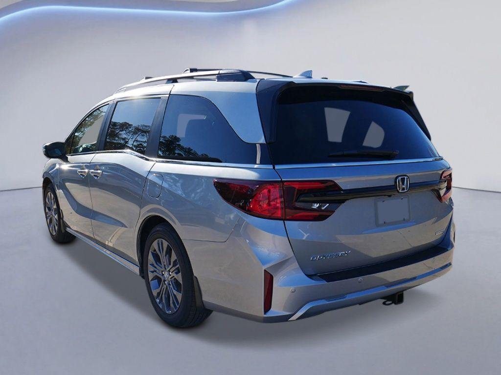 new 2026 Honda Odyssey car, priced at $50,020