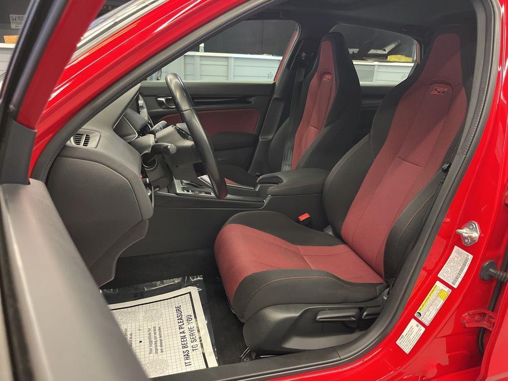 used 2022 Honda Civic Si car, priced at $26,999