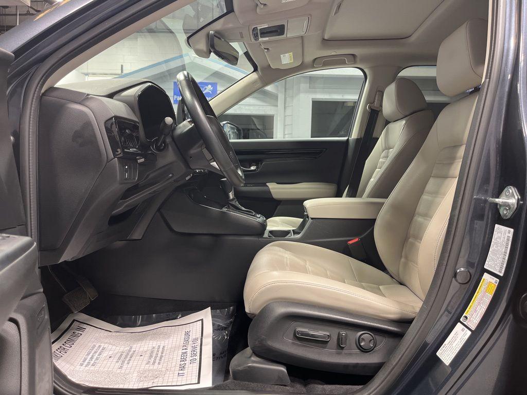 used 2023 Honda CR-V car, priced at $30,999