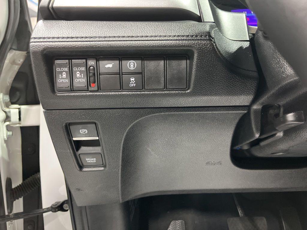 used 2024 Honda Odyssey car, priced at $35,411