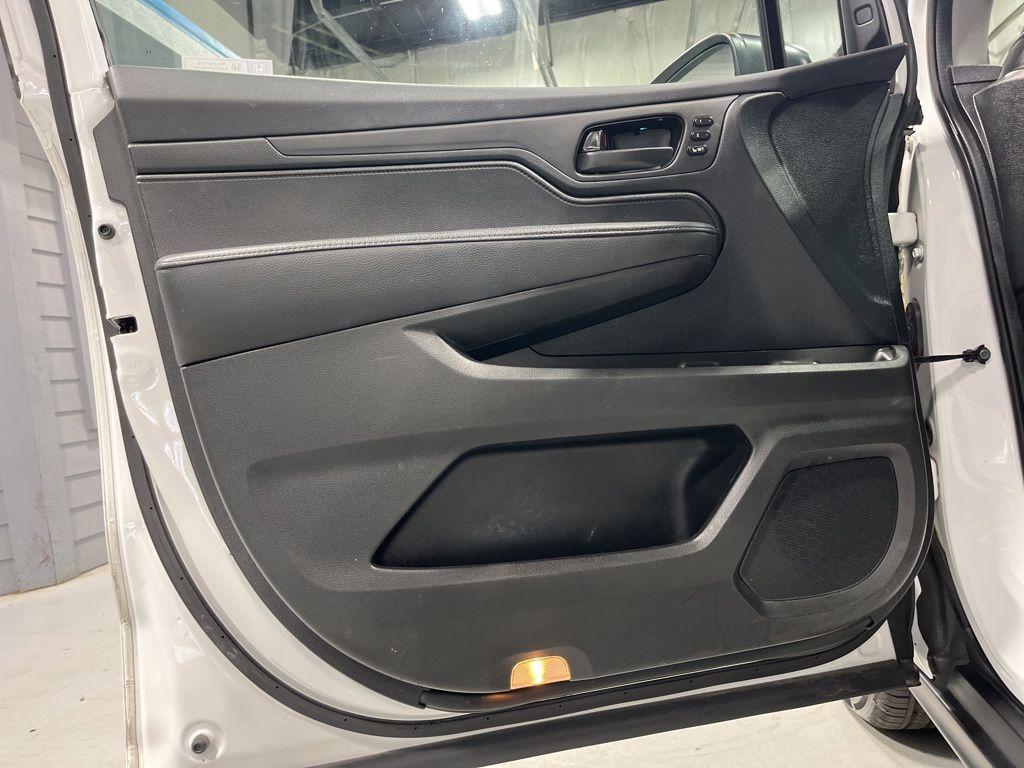 used 2024 Honda Odyssey car, priced at $35,411