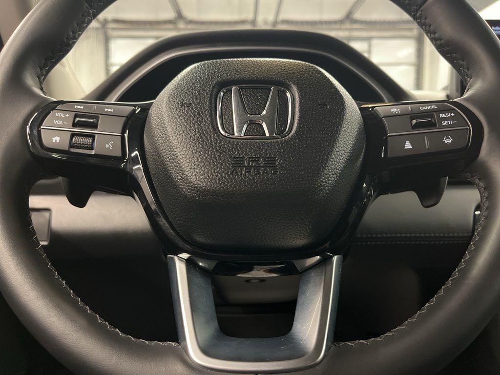 used 2025 Honda Pilot car, priced at $42,999