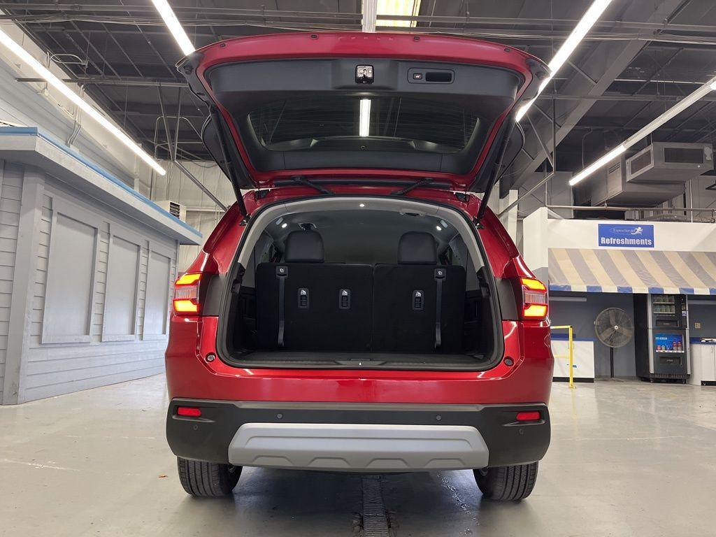 used 2025 Honda Pilot car, priced at $42,999