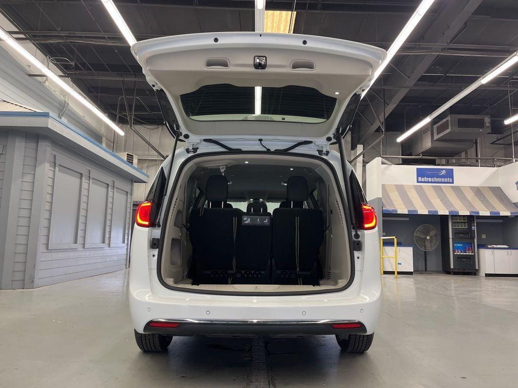 used 2019 Chrysler Pacifica car, priced at $17,999