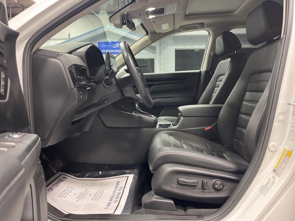 used 2023 Honda CR-V car, priced at $32,999