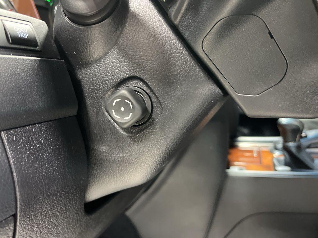 used 2019 Lexus LX 570 car, priced at $63,411