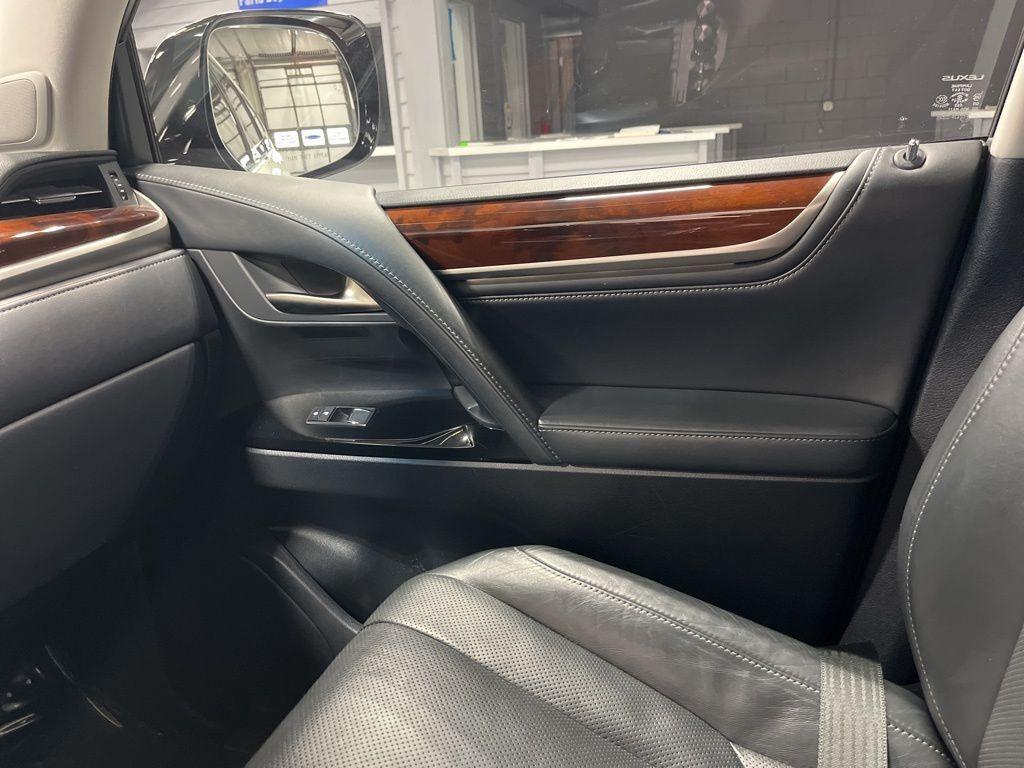 used 2019 Lexus LX 570 car, priced at $63,411