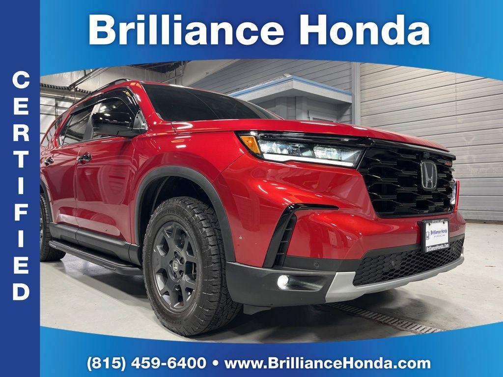 used 2025 Honda Pilot car, priced at $46,999