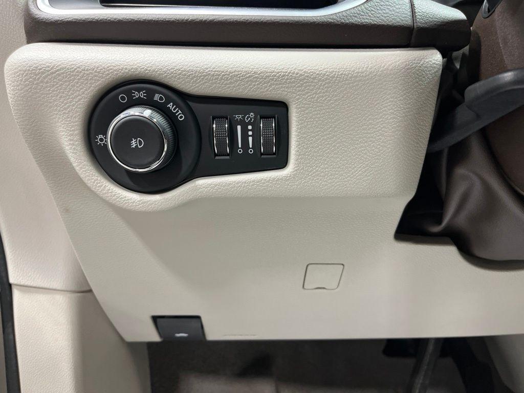 used 2017 Chrysler Pacifica car, priced at $13,411