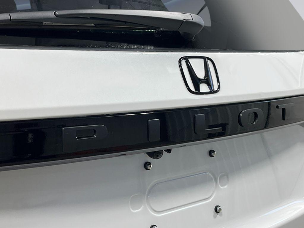 new 2026 Honda Pilot car, priced at $54,245