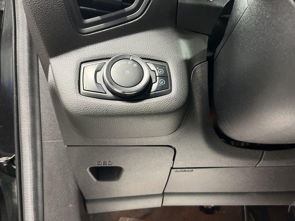 used 2013 Ford Escape car, priced at $7,777