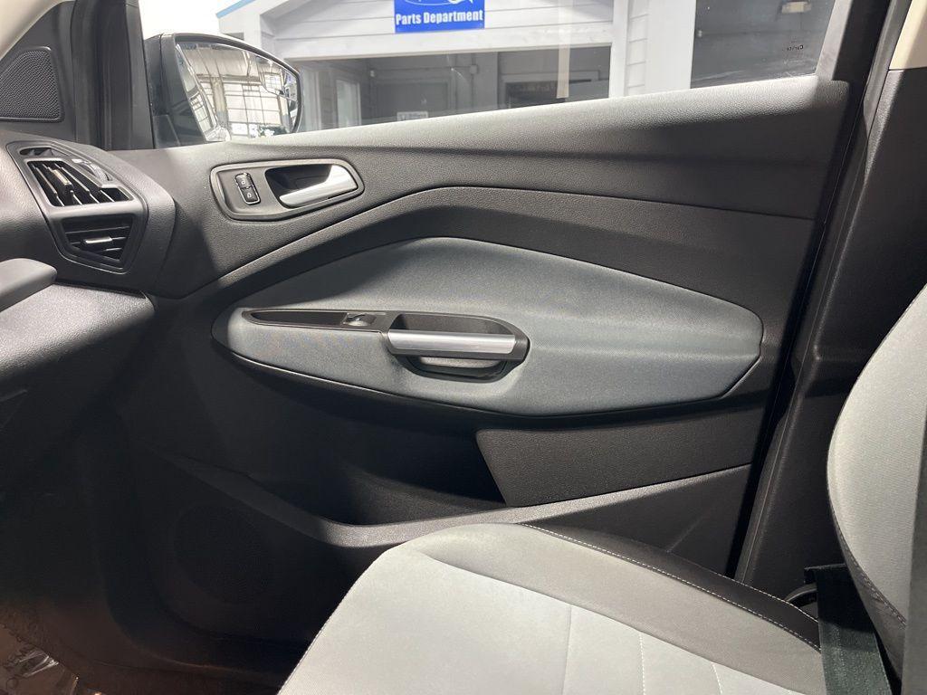 used 2013 Ford Escape car, priced at $7,777