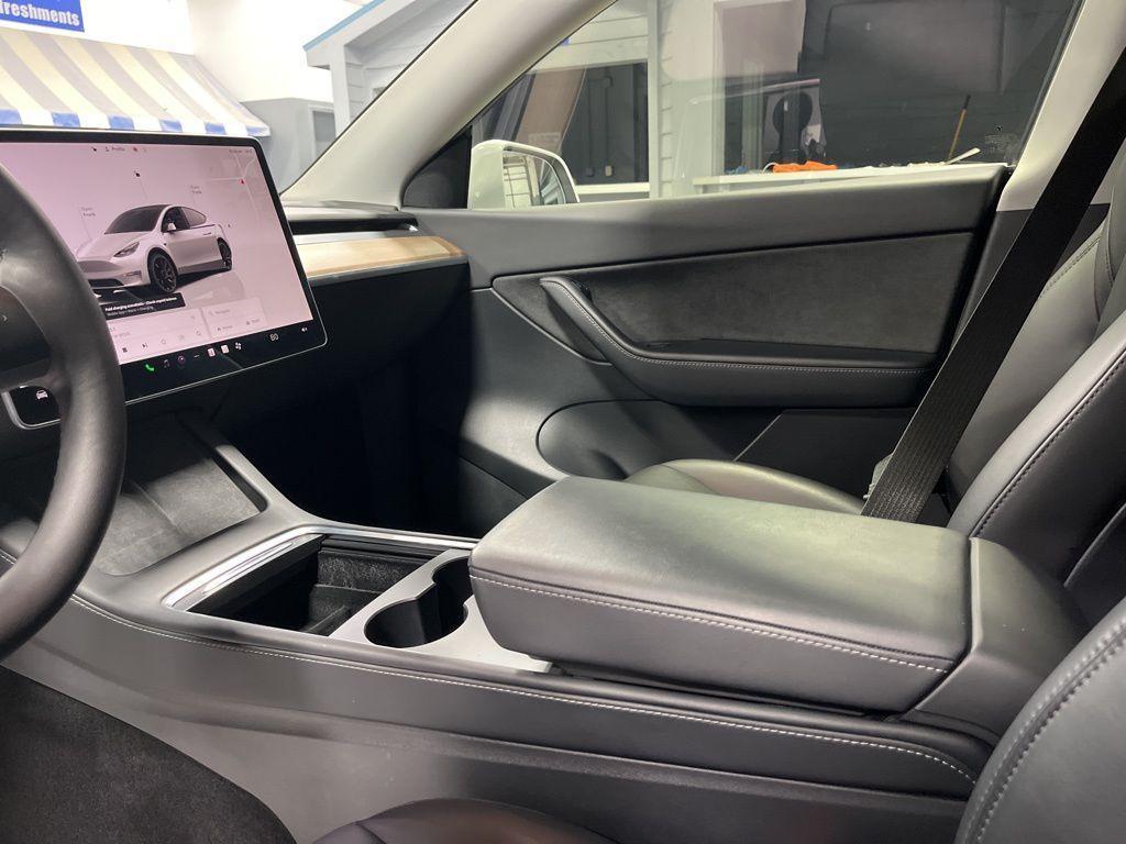 used 2022 Tesla Model Y car, priced at $27,999