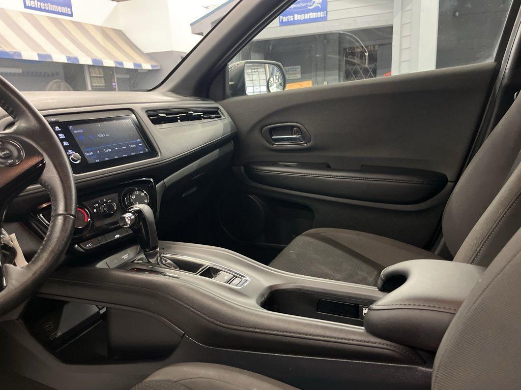 used 2022 Honda HR-V car, priced at $18,999