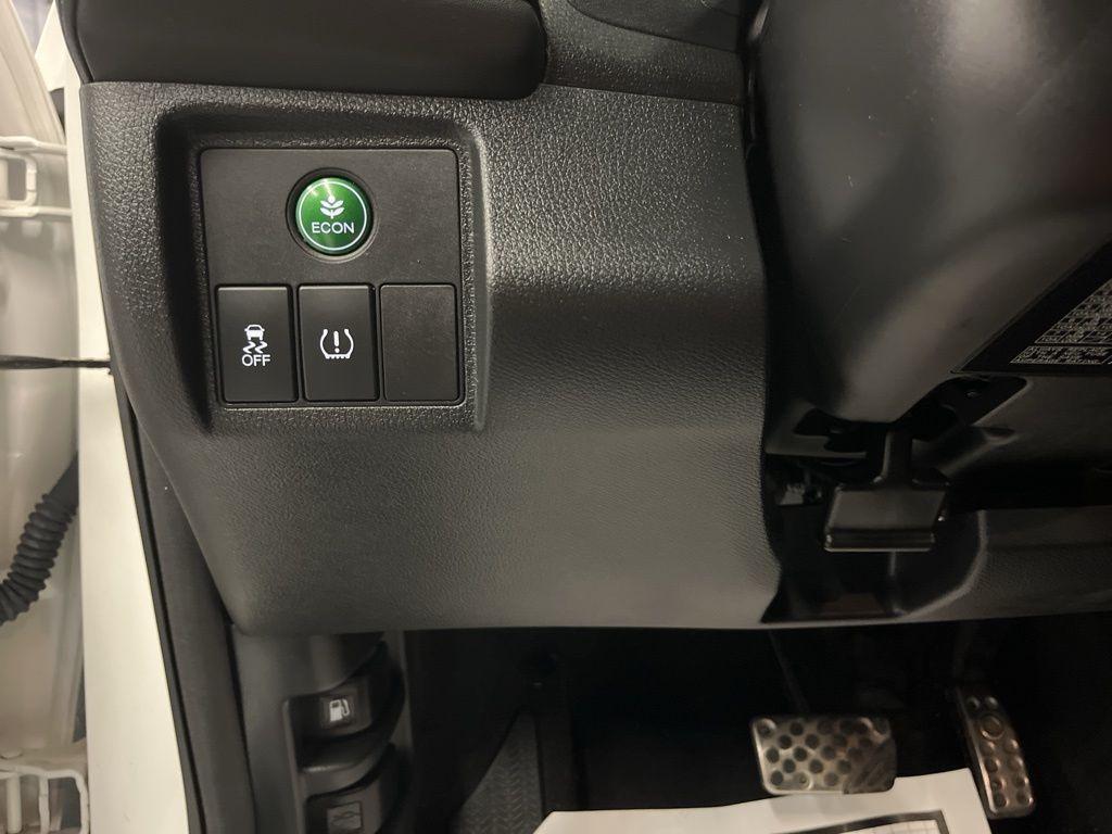 used 2022 Honda HR-V car, priced at $18,999