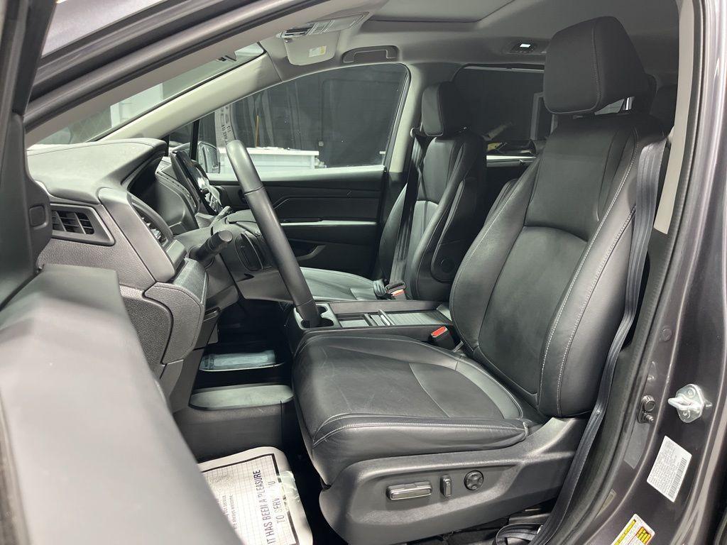 used 2023 Honda Odyssey car, priced at $34,999