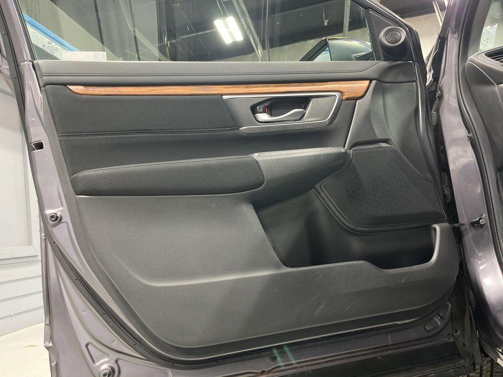 used 2018 Honda CR-V car, priced at $19,999