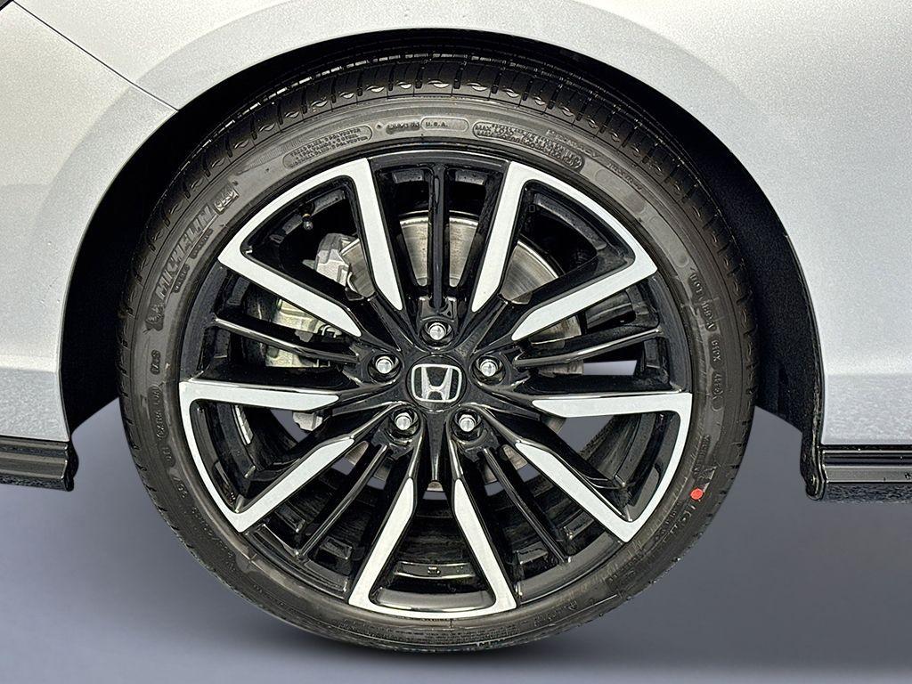 new 2026 Honda Accord Hybrid car, priced at $40,690