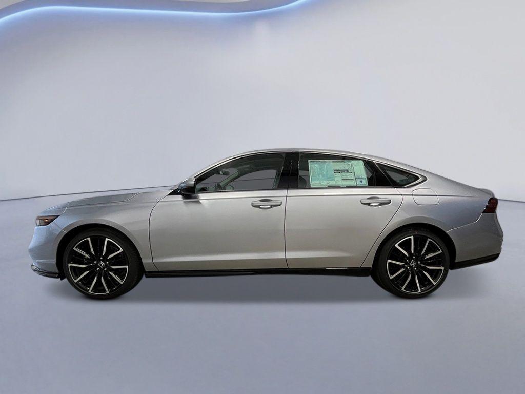 new 2026 Honda Accord Hybrid car, priced at $40,690