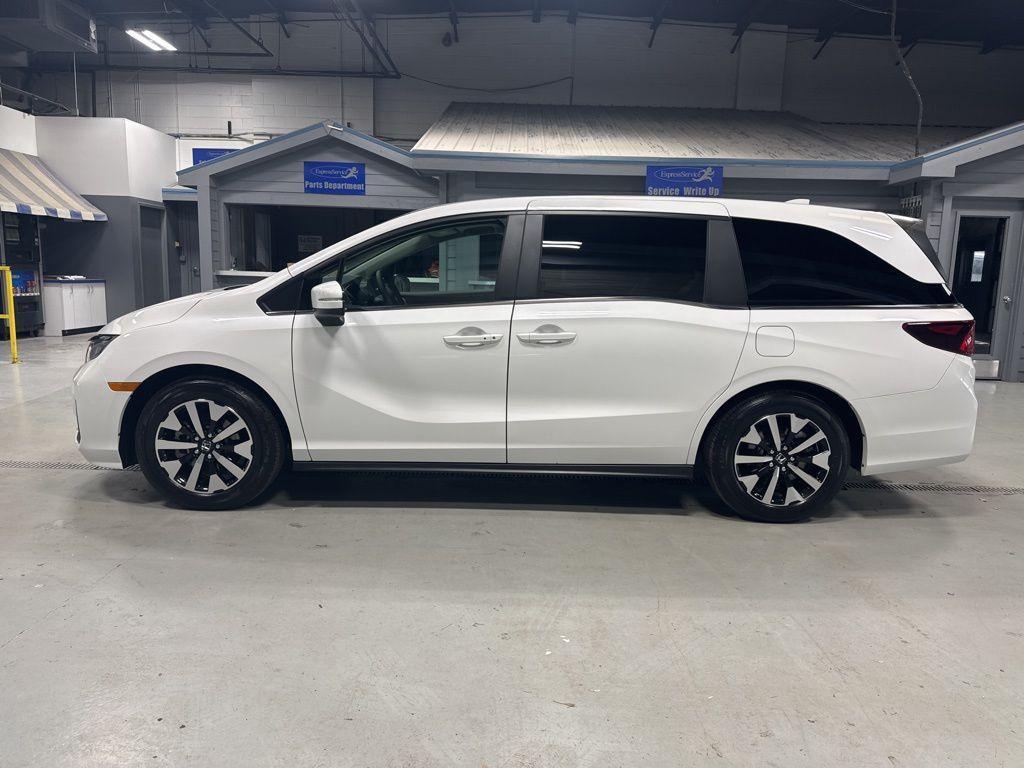 used 2026 Honda Odyssey car, priced at $41,999