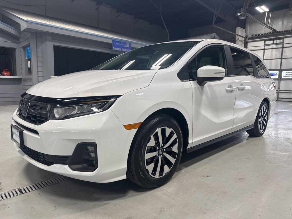 used 2026 Honda Odyssey car, priced at $41,999