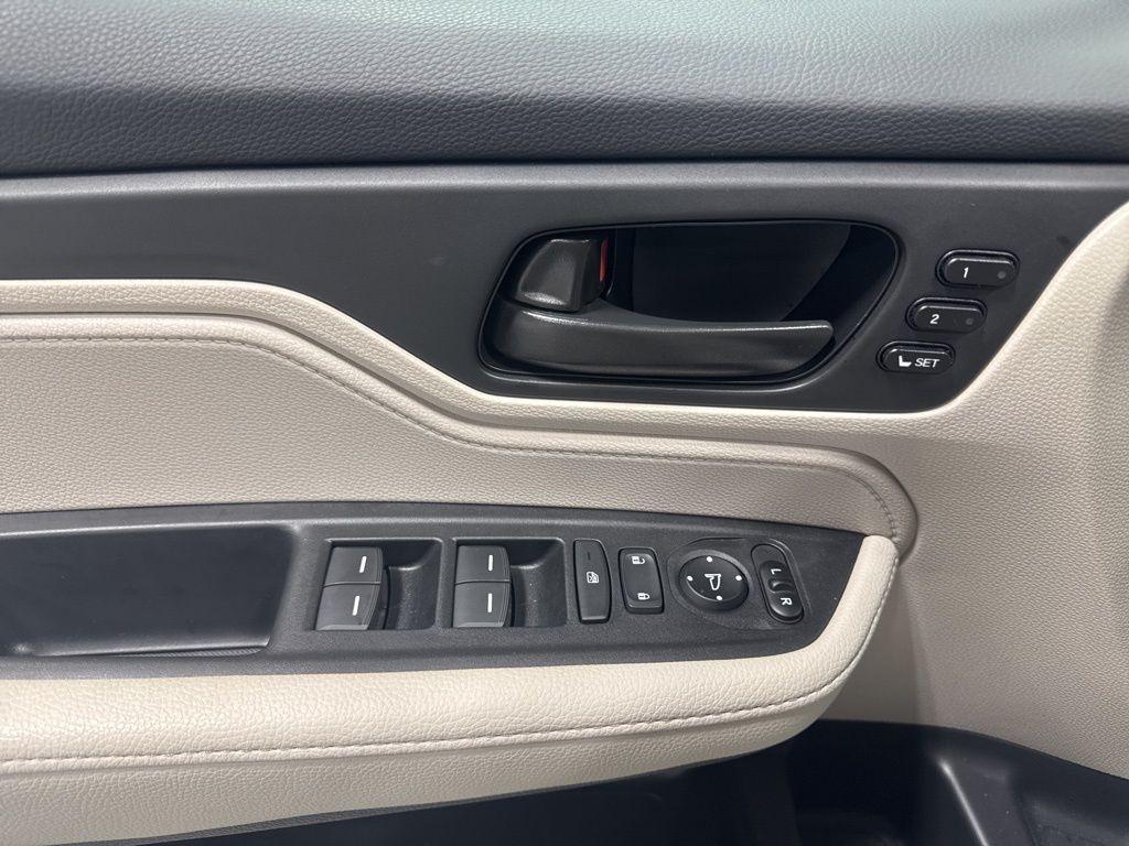 used 2026 Honda Odyssey car, priced at $41,999