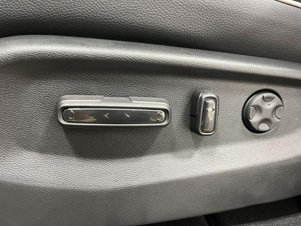 new 2026 Honda Odyssey car, priced at $48,990