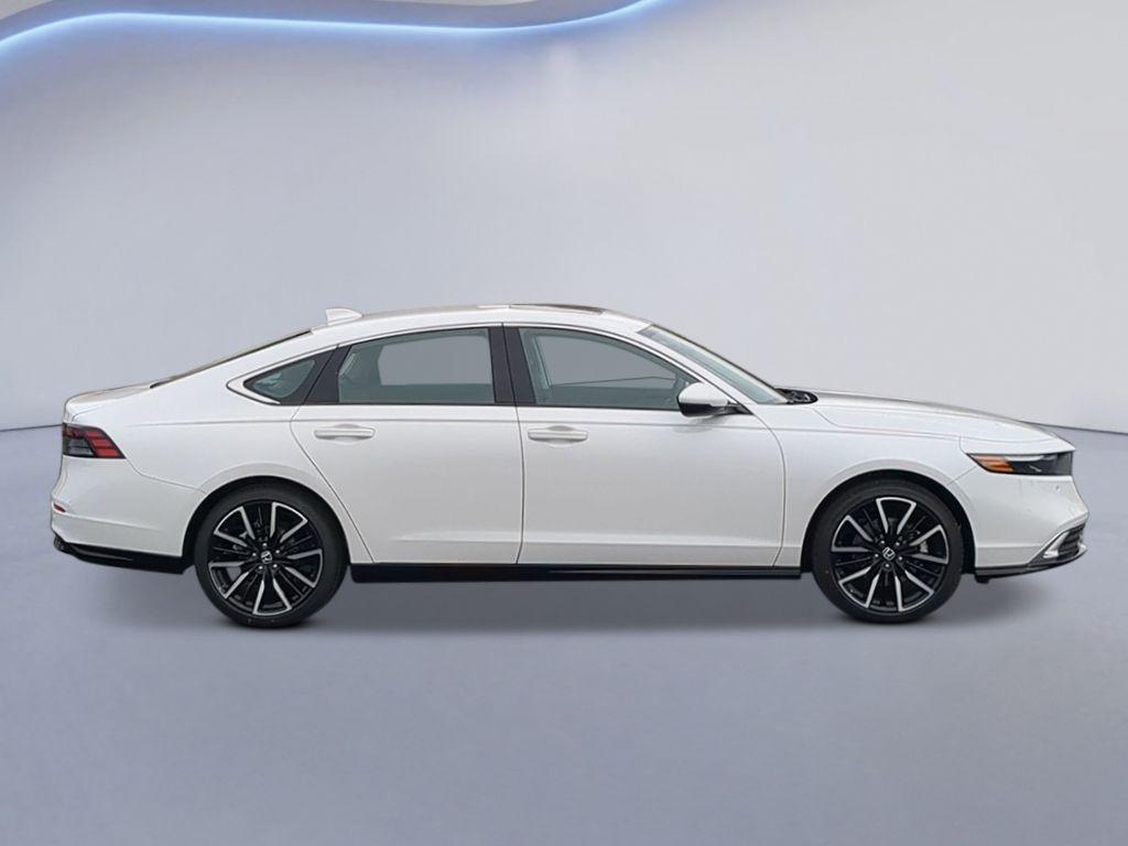 new 2026 Honda Accord Hybrid car, priced at $41,145