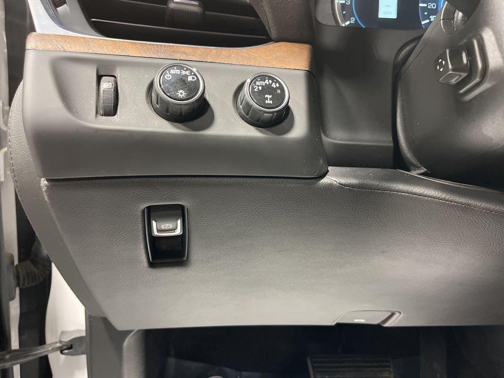 used 2017 Cadillac Escalade car, priced at $26,999