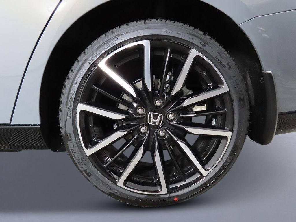 new 2026 Honda Accord Hybrid car, priced at $41,145